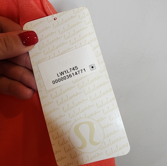 NWT Lululemon Roll Out Tank Heathered Alarming / Ace Spot Grain Black Size 6 - Picture 11 of 13